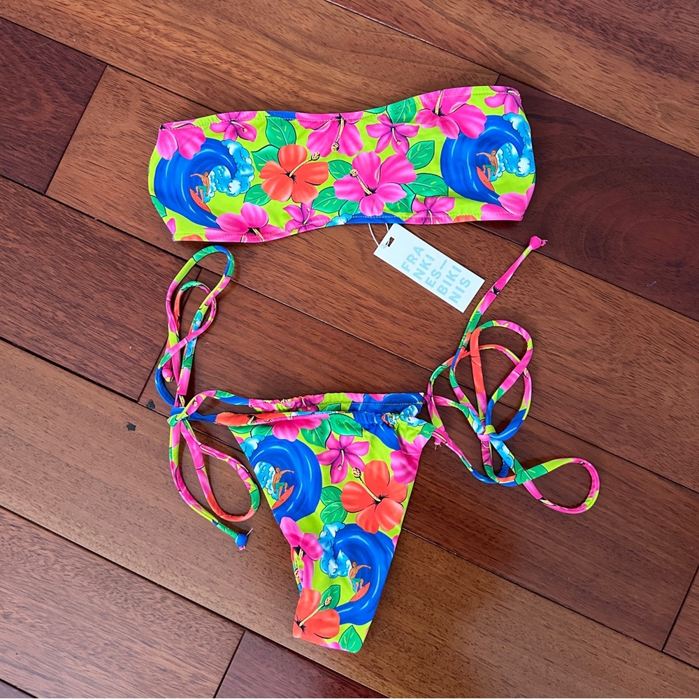 NWT Frankie’s Bikinis Neon Surfer bikini, styles: Jean top, string bikini bottom